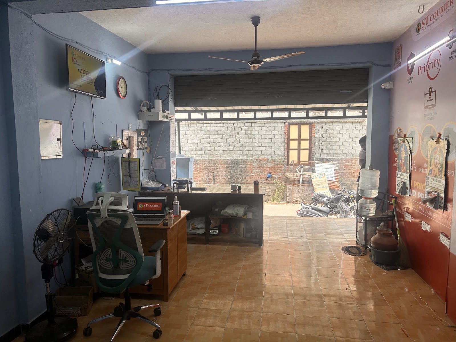 ST Courier Anna Silai branch Pattukkottai
